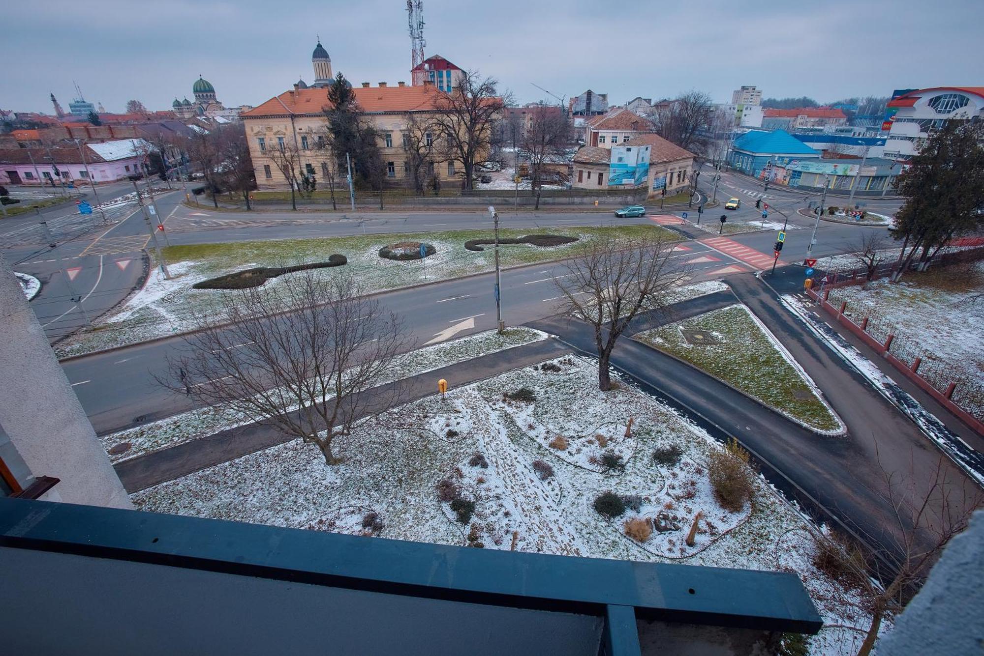 Uptown Residence Satu Mare Exterior photo